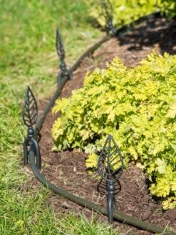 Leaf Hose Guide, Set Of 4 7 Leaf Hose Guide, Set Of 4 -Garden Care Shop 8600240 403 tif