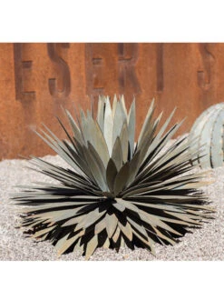 Desert Steel Yucca Plant Sculpture -Garden Care Shop 8610744 02v